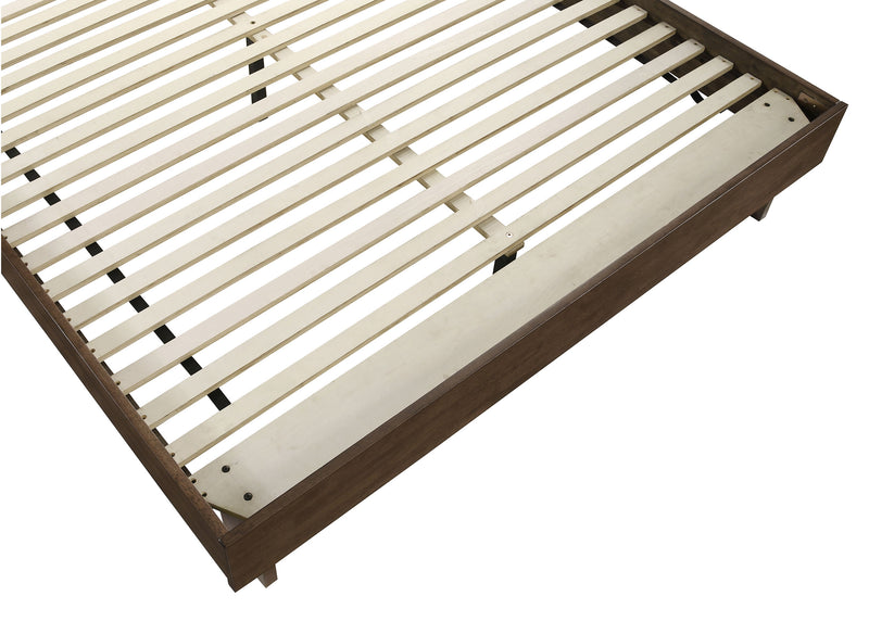 Glenwood 4 & 5 Piece Bedroom Set Eastren king & Queen