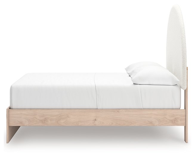 Arloster Upholstered Bed